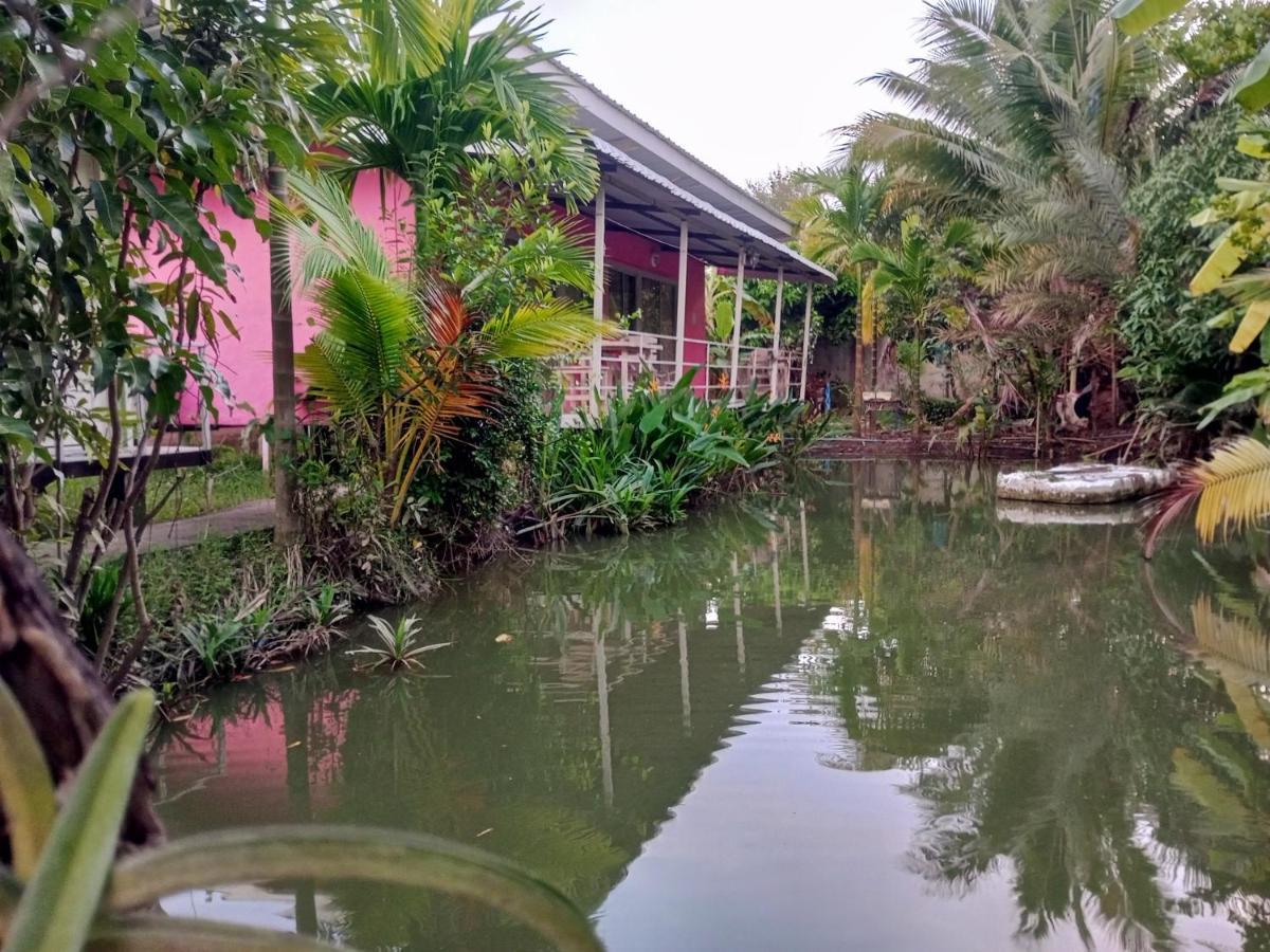 Ban Suan Lung Rin Hotel Kanchanaburi Ngoại thất bức ảnh